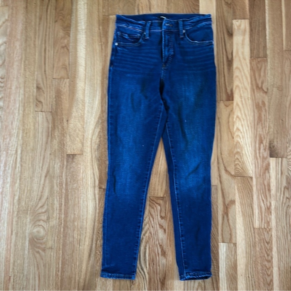 Dark Wash Skinny High Rise Jean